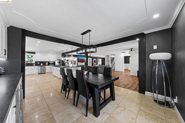 51 Cunha Ct, Oakley, CA 94561