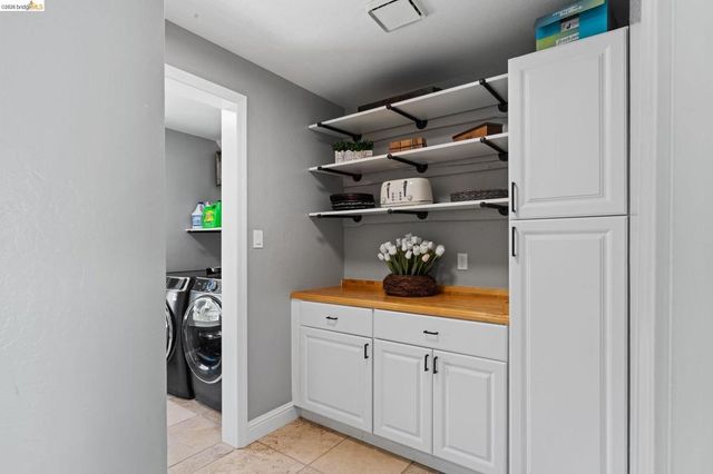 51 Cunha Ct, Oakley, CA 94561