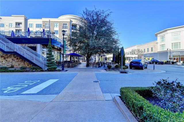 453 Burton Drive, Alpharetta, GA 30009