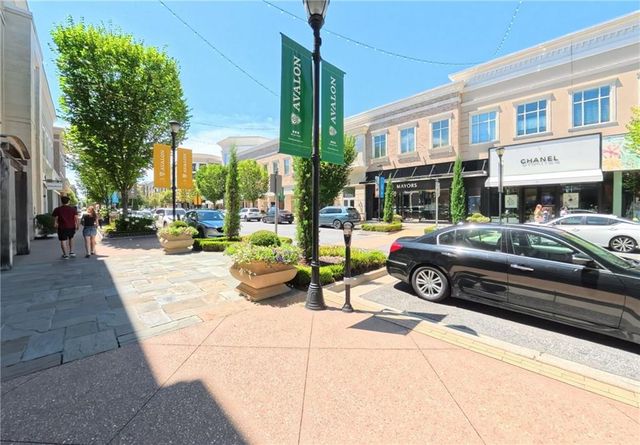 453 Burton Drive, Alpharetta, GA 30009