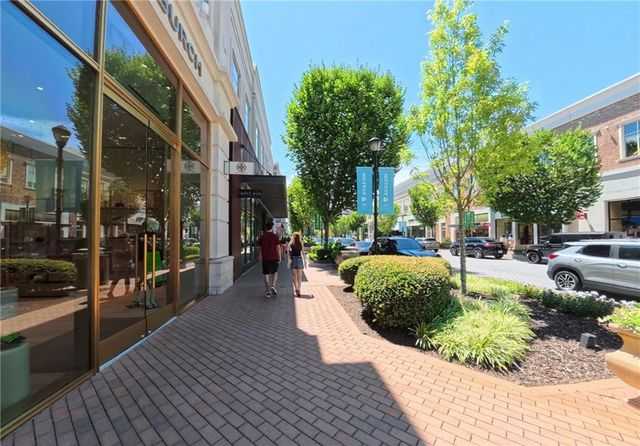 453 Burton Drive, Alpharetta, GA 30009