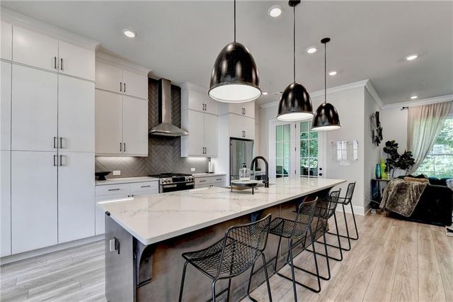 453 Burton Drive, Alpharetta, GA 30009