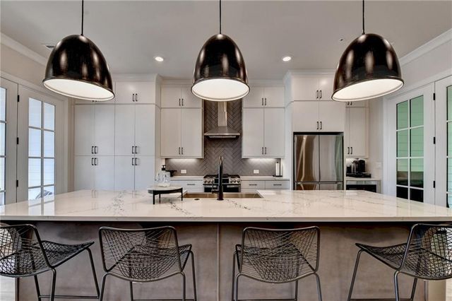 453 Burton Drive, Alpharetta, GA 30009
