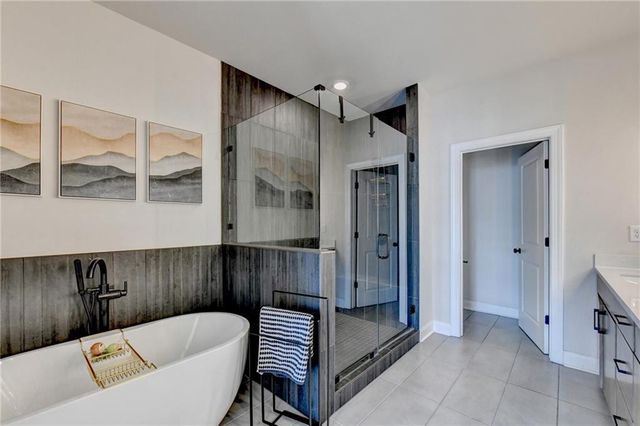 453 Burton Drive, Alpharetta, GA 30009