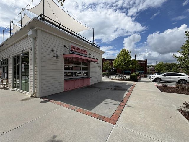 453 Burton Drive, Alpharetta, GA 30009