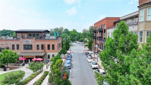 453 Burton Drive, Alpharetta, GA 30009