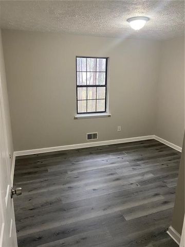 5956 Stonewall Drive, Union City, GA 30291