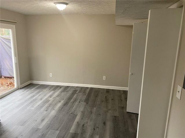 5956 Stonewall Drive, Union City, GA 30291