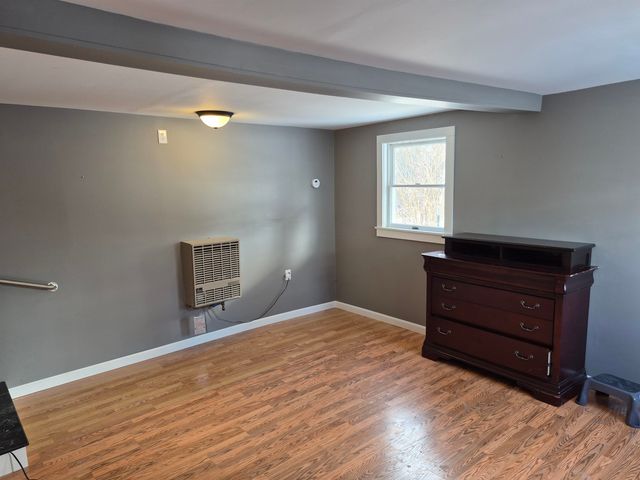 62 Young Street, Newport City, VT 05855