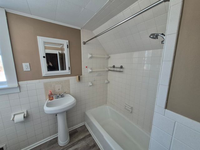 62 Young Street, Newport City, VT 05855