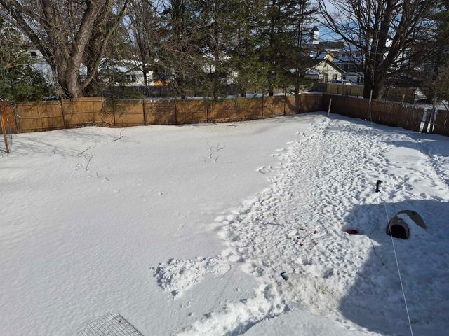 62 Young Street, Newport City, VT 05855