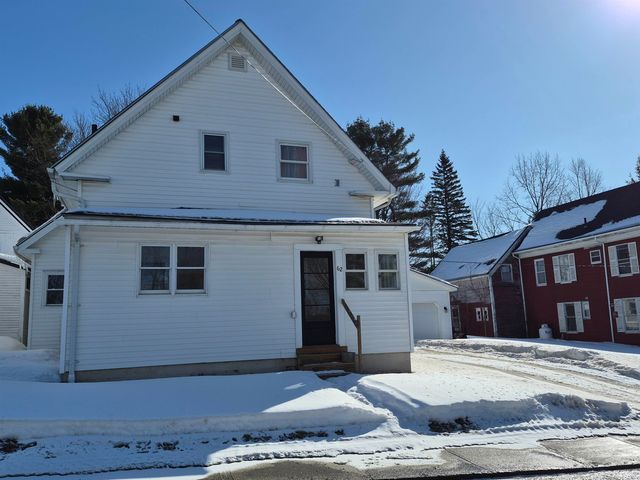 62 Young Street, Newport City, VT 05855
