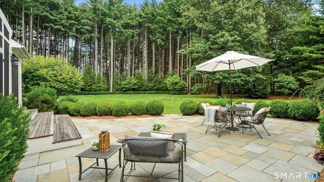 22 Joshua Drive, Simsbury, CT 06092