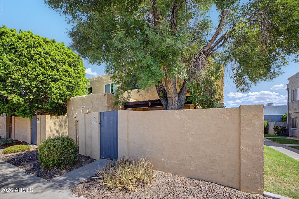 14221 N 54TH Drive, Glendale, AZ 85306 — photo 2