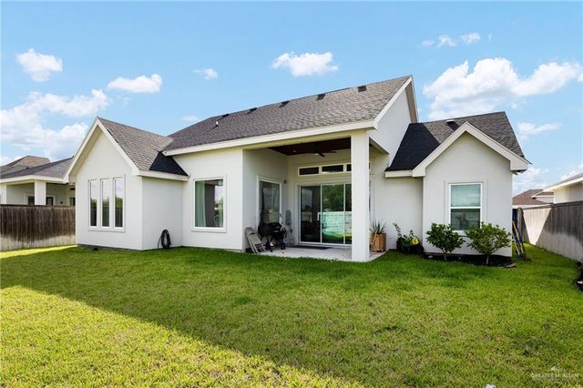 905 W Buxton Avenue, Edinburg, TX 78541