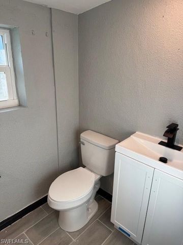 263 Chalmer DR, North Fort Myers, FL 33917
