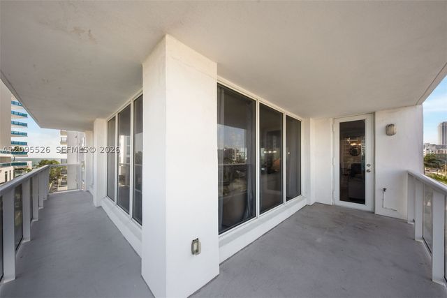 2751 S Ocean Dr 501N, Hollywood, FL 33019