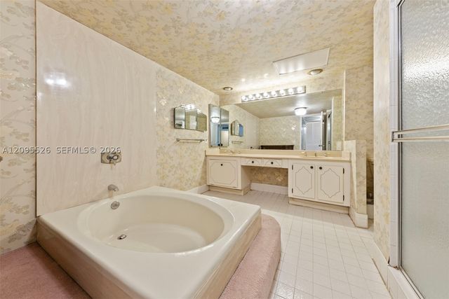2751 S Ocean Dr 501N, Hollywood, FL 33019