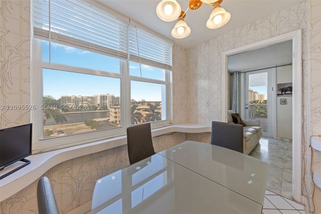 2751 S Ocean Dr 501N, Hollywood, FL 33019