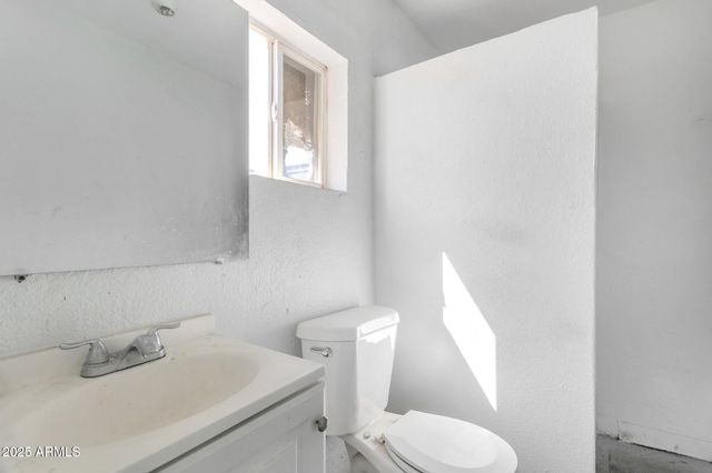 313 W JONES Avenue, Phoenix, AZ 85041