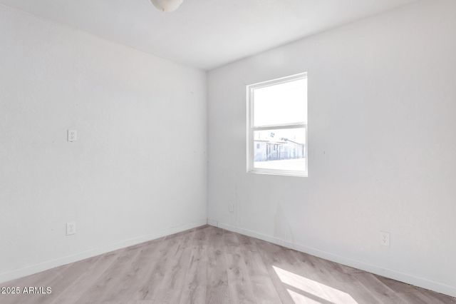 313 W JONES Avenue, Phoenix, AZ 85041