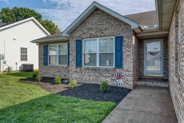 728 Strawberry Hill Road, Evansville, IN 47711