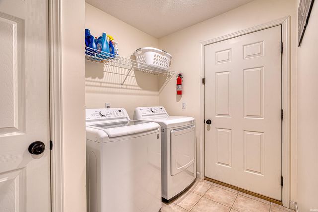 728 Strawberry Hill Road, Evansville, IN 47711