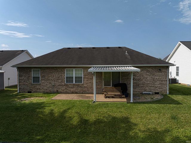 728 Strawberry Hill Road, Evansville, IN 47711