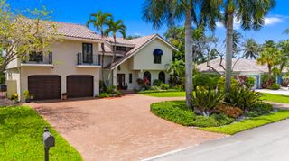 8540 N Lake Dasha Drive, Plantation, FL 33324