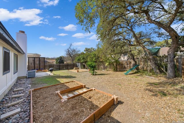 9719 Doefield, San Antonio, TX 78250