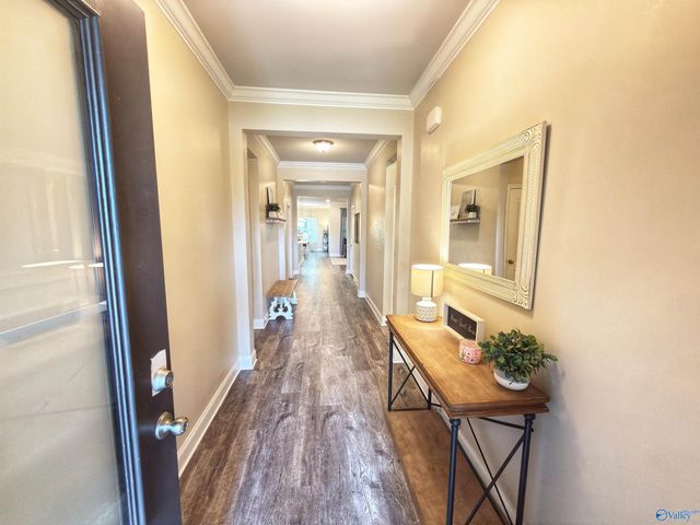 264 Falcon Ridge Drive, New Market, AL 35761