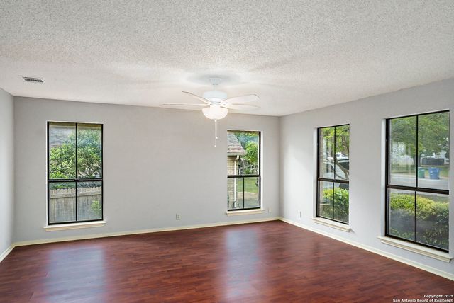 18030 Summer Knoll, San Antonio, TX 78258