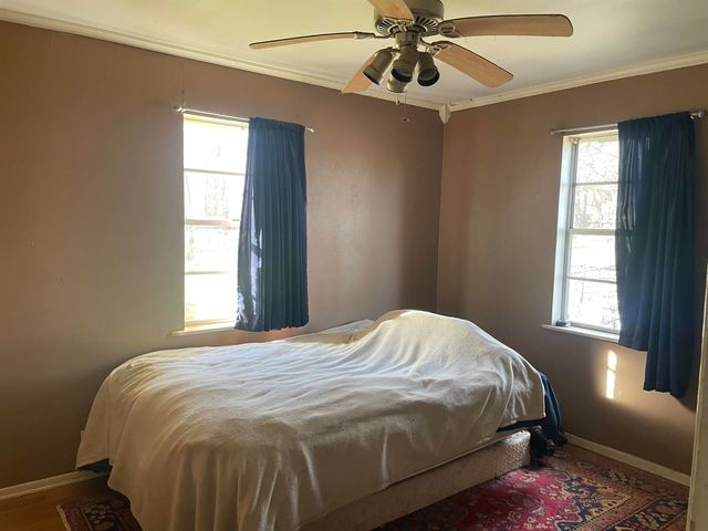 2300 Kaynell Dr, Henderson, TX 75654