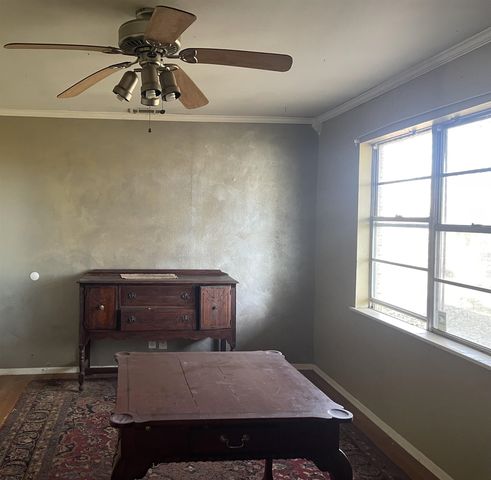 2300 Kaynell Dr, Henderson, TX 75654