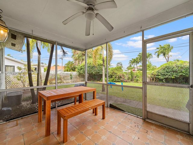 1761 NE 52nd St 1-2, Fort Lauderdale, FL 33334