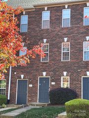 118 Steam Engine Drive 103, Mooresville, NC 28115