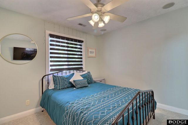 S-1121 Cottonwood Lane, Fremont, NE 68025