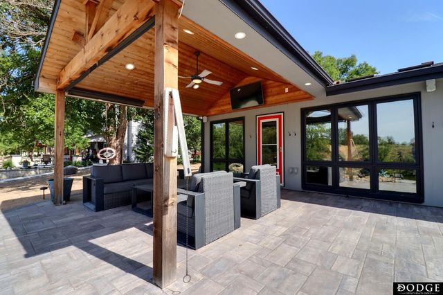 S-1121 Cottonwood Lane, Fremont, NE 68025