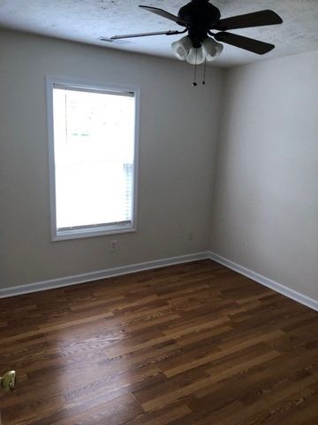 7106 Castile Dr, Smyrna, TN 37167