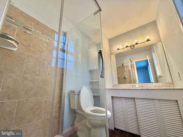 4962 SABRA LN, Annandale, VA 22003