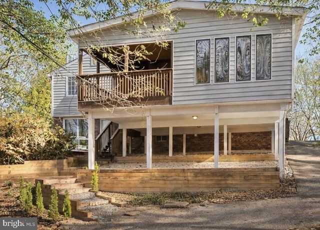 4962 SABRA LN, Annandale, VA 22003