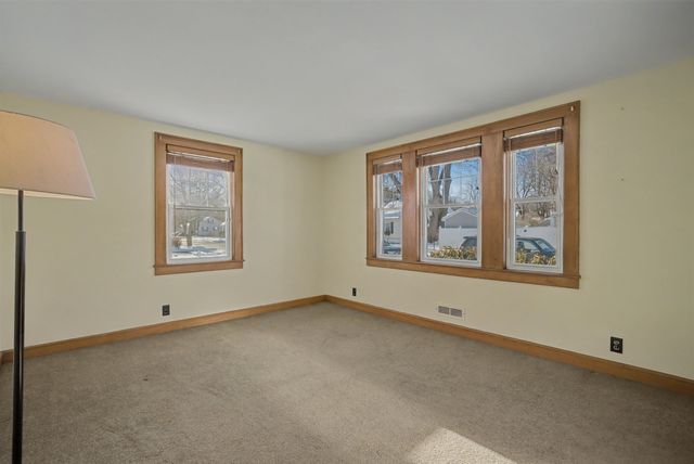 259 Saint Marie Street, Manchester, NH 03102