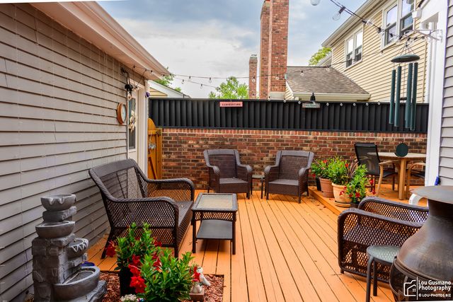 1525 WEDGEFIELD Circle, Naperville, IL 60563