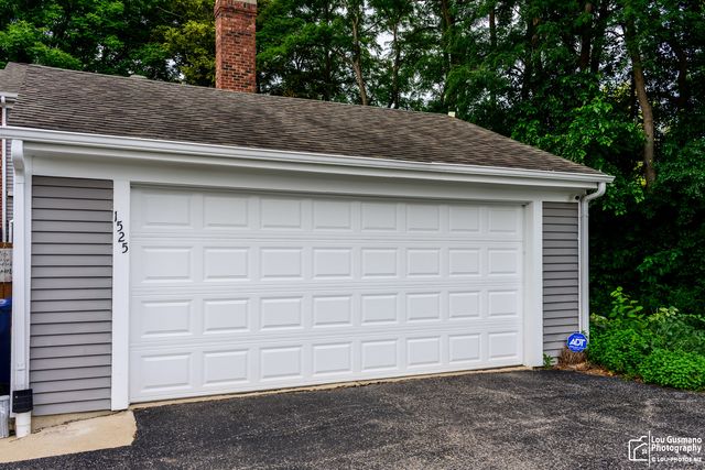 1525 WEDGEFIELD Circle, Naperville, IL 60563
