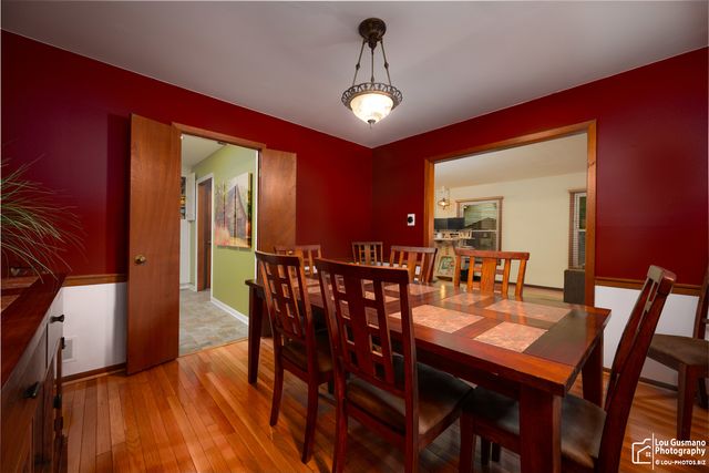 1525 WEDGEFIELD Circle, Naperville, IL 60563
