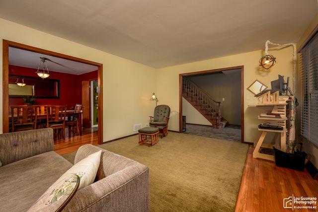 1525 WEDGEFIELD Circle, Naperville, IL 60563