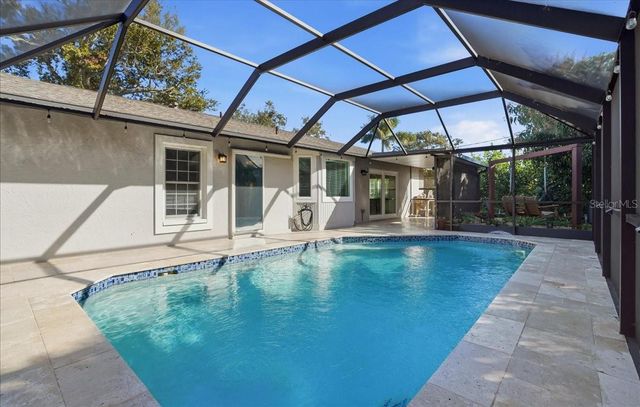 6808 FRIENDSHIP DRIVE, Sarasota, FL 34241