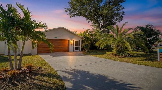 6808 FRIENDSHIP DRIVE, Sarasota, FL 34241