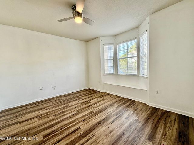 8550 TOUCHTON Road 225, Jacksonville, FL 32216