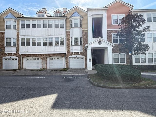 8550 TOUCHTON Road 225, Jacksonville, FL 32216